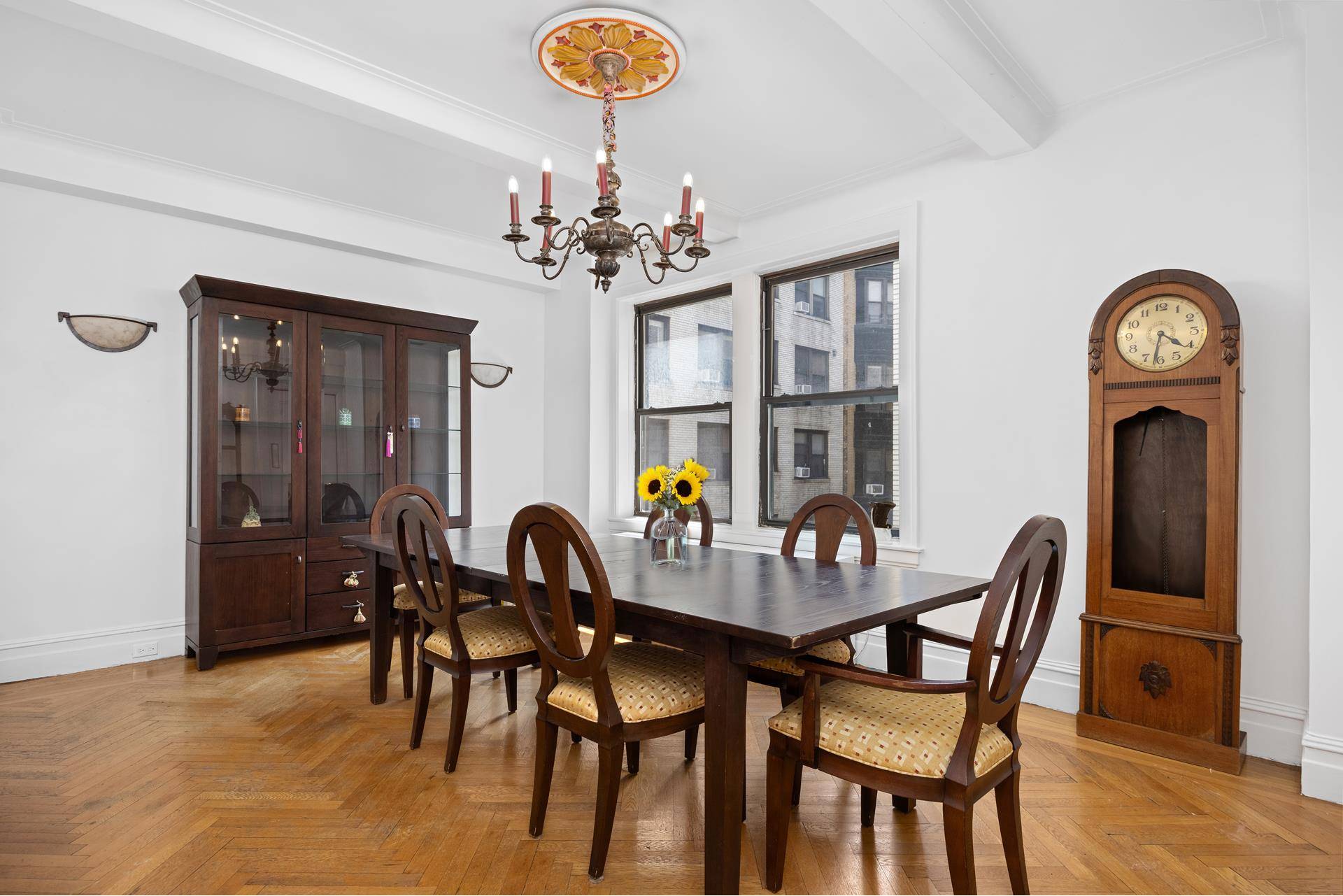 OPEN HOUSES BY APPOINTMENT ONLY VIEW VIDEO FOR MORE INFORMATION The center entry of this prewar beauty leads to both the grand north facing living room and a windowed kitchen ...