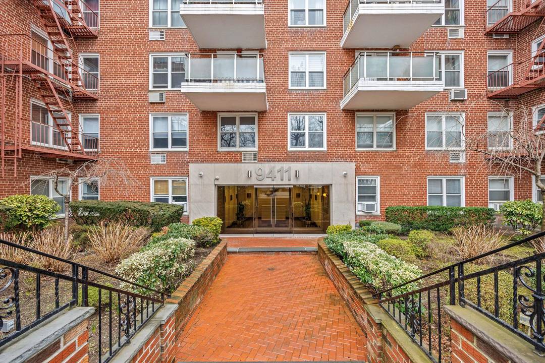 Large Junior 4 apartment overlooking Shore Road in Bay Ridge.