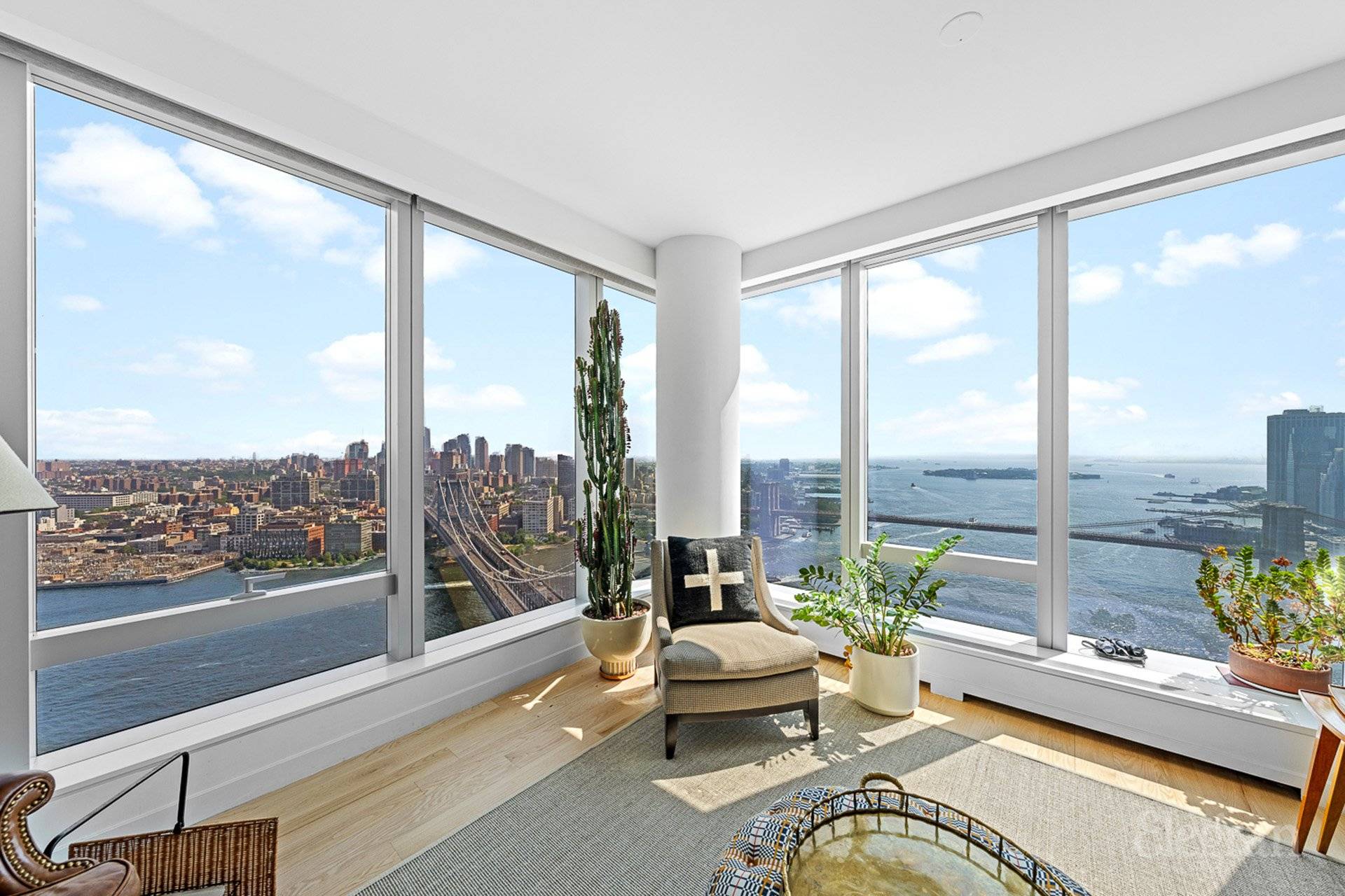 Luxurious Listing for One Manhattan Square Step into unparalleled luxury at Residence 43C, One Manhattan Square, where every moment is framed by breathtaking river and skyline views.