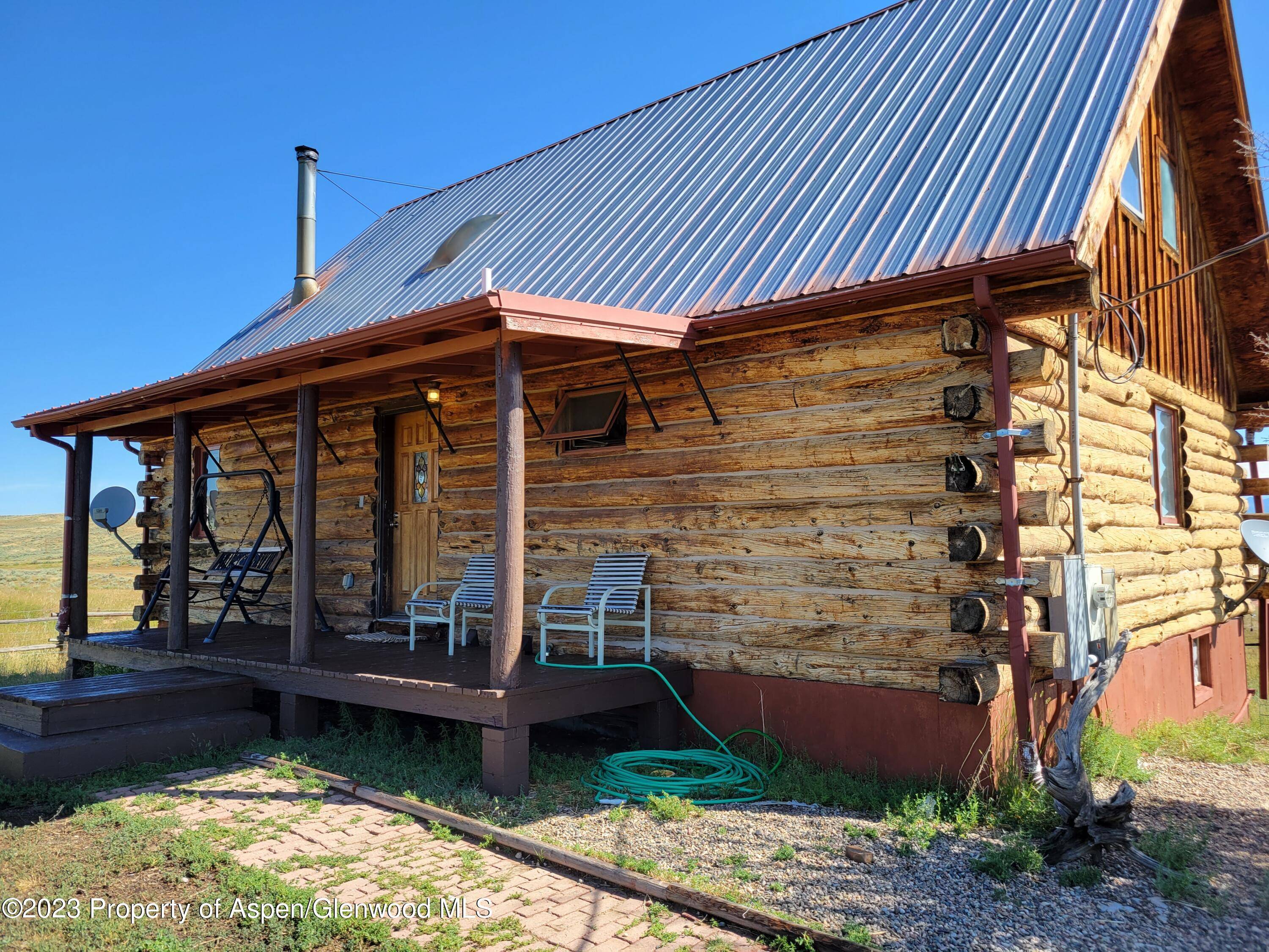 Log home country living at its Finest ?