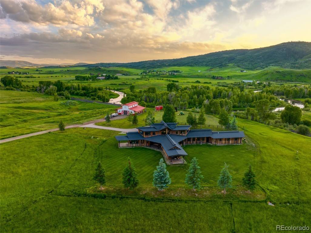 Paniolo Ranch is the embodiment of the western ideal wide open spaces, majestic views, adventures on horseback, and casting flies for trophy trout.