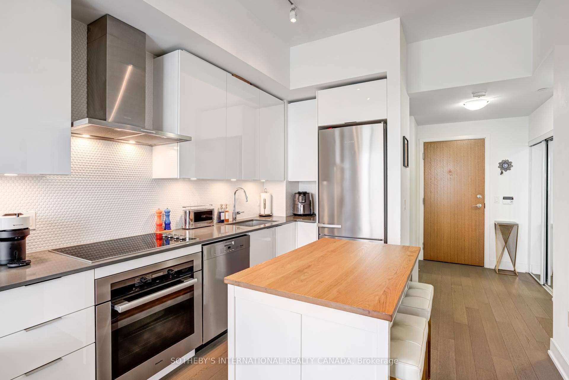Live above it all in this luxurious upper level suite at the renowned Eau Du Soleil Water Tower by the lake.