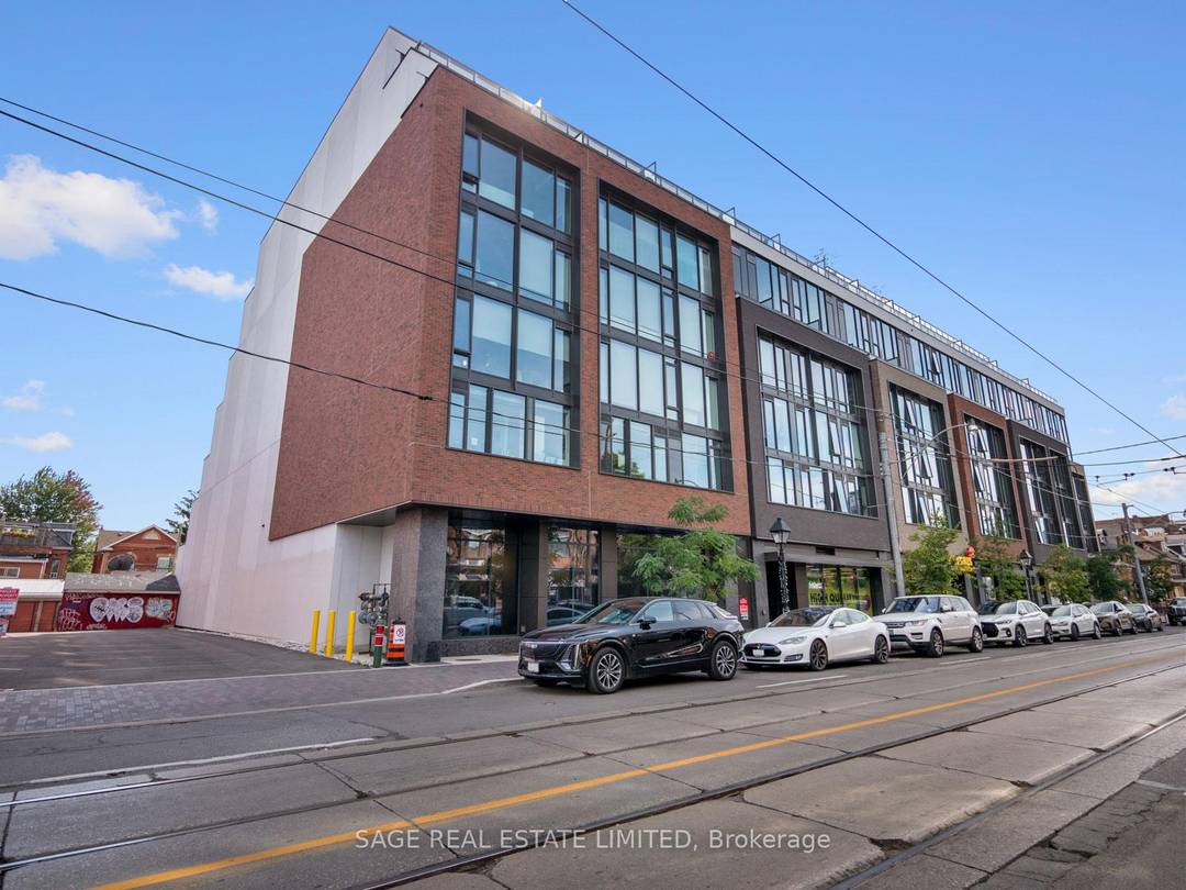 Welcome to The Carvalo on College, where refined design meets vibrant city living.