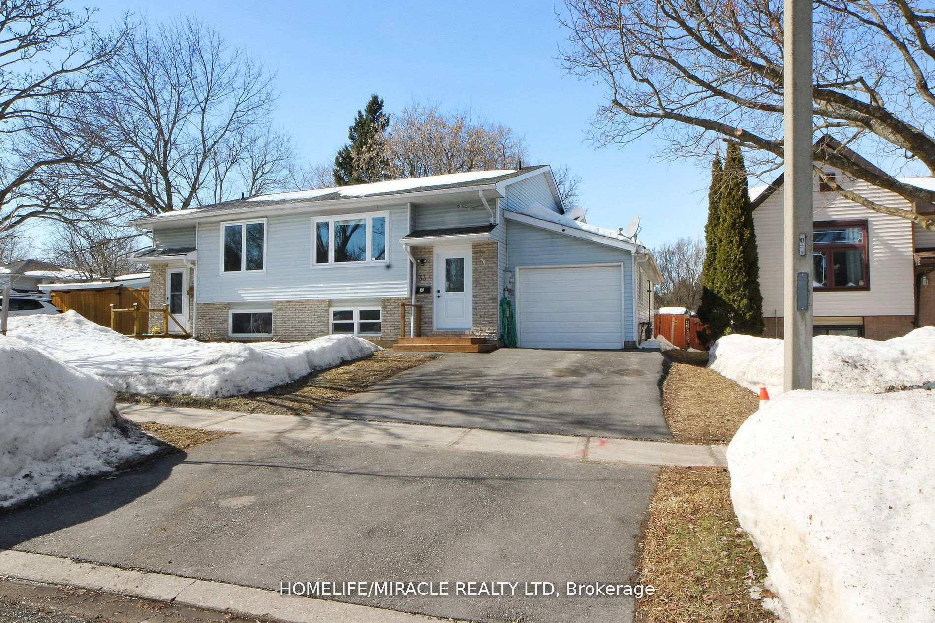 Welcome to 33 Quarry Drive, This beautiful semi detached home is uniquely designed to offer great options for home ownership or an investment property.