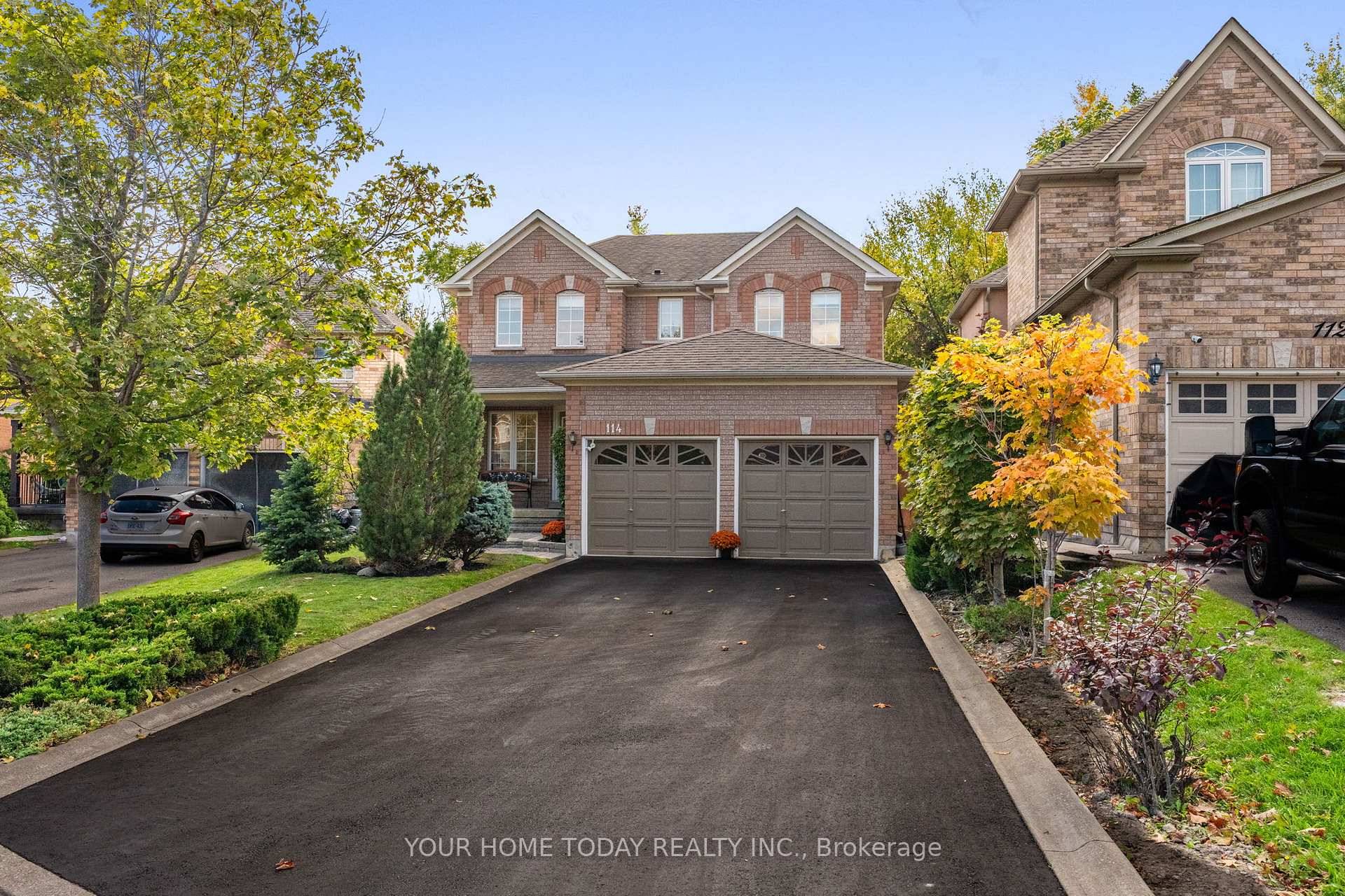 Set on a quiet, family friendly cul de sac and backing onto a coveted ravine, this immaculate, 2, 368 sq.