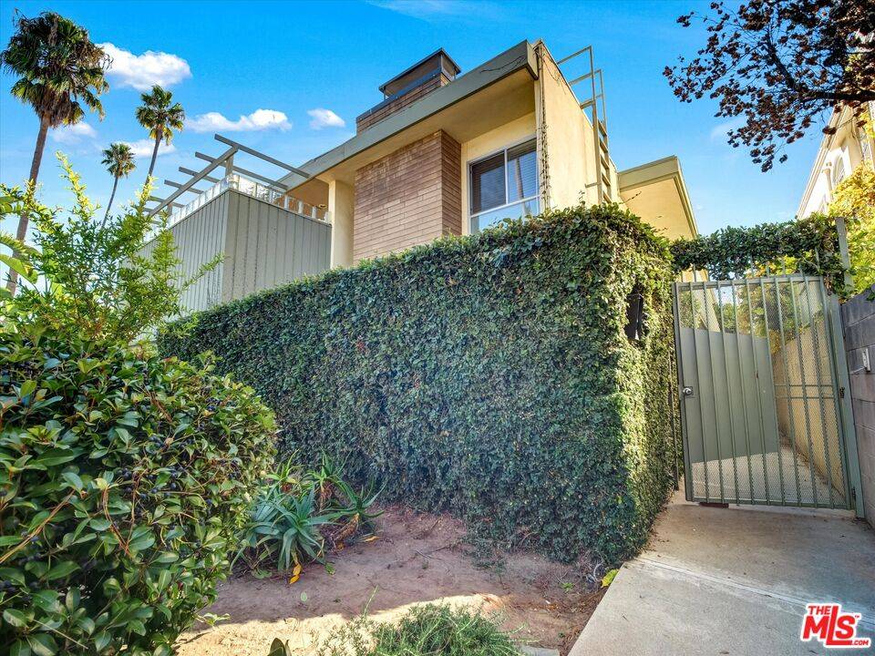 852   21st St 2.0 Santa Monica LA