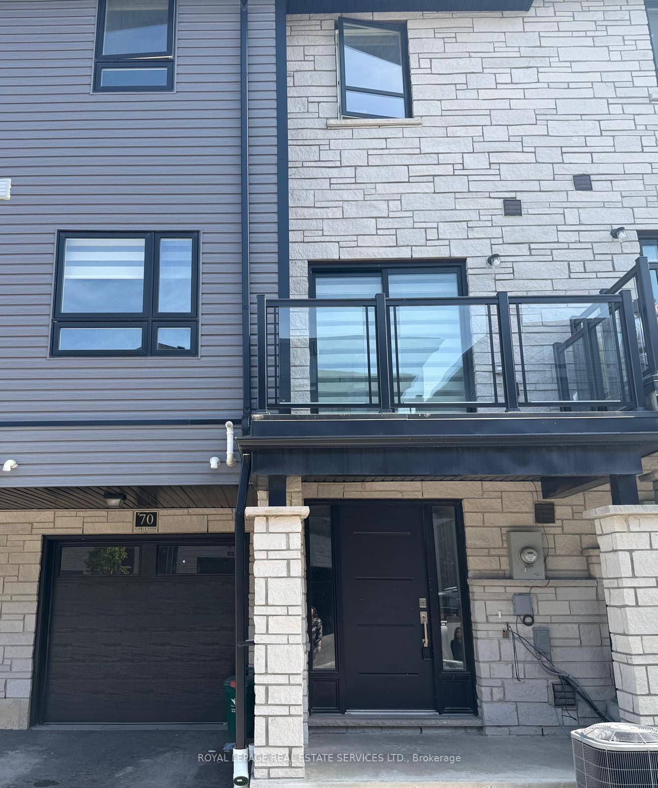 Perfect beautiful Townhouse 1400 sq.