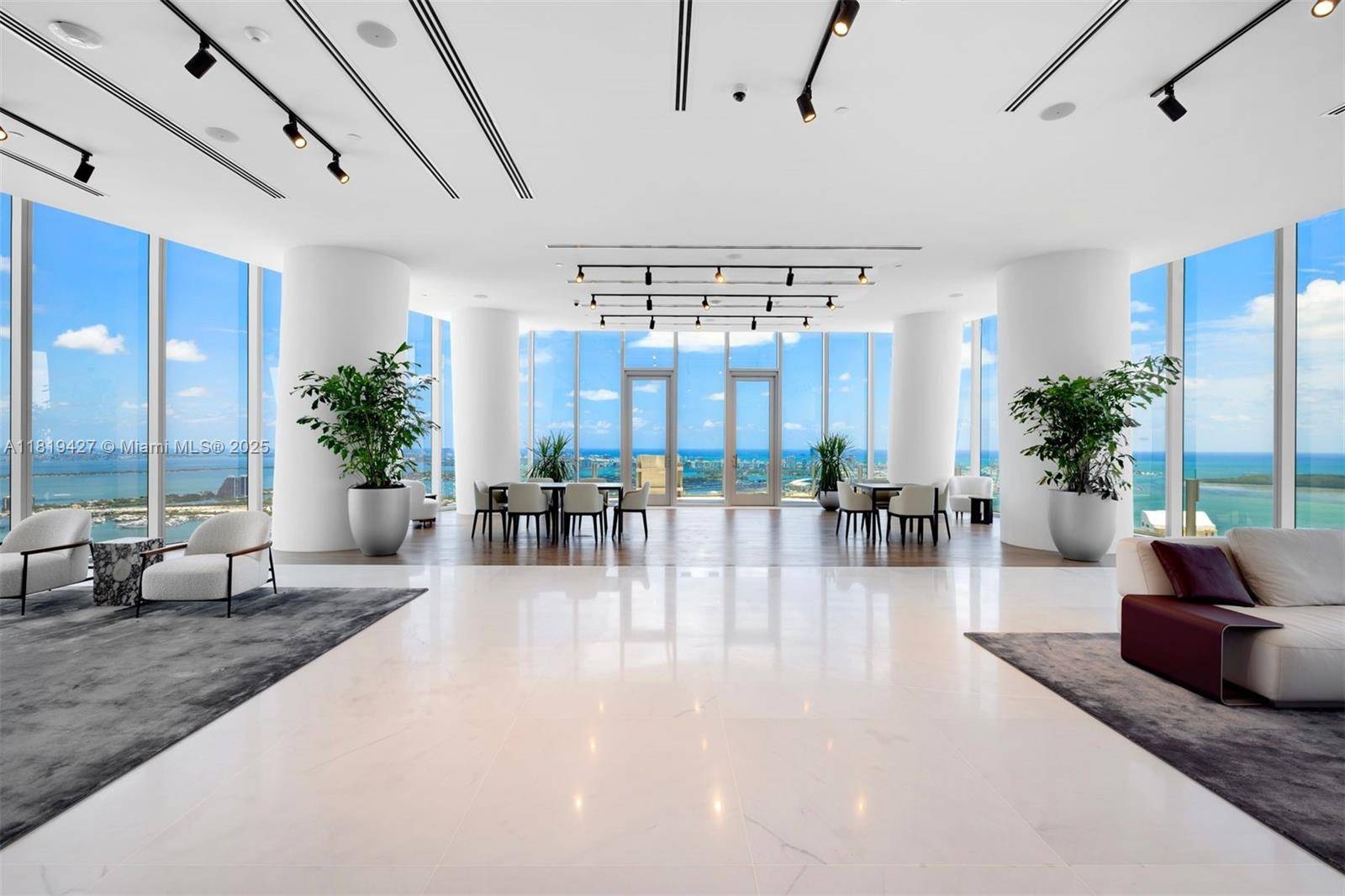 Be one of the first to live at the newly finished and renowned Aston Martin Residences.