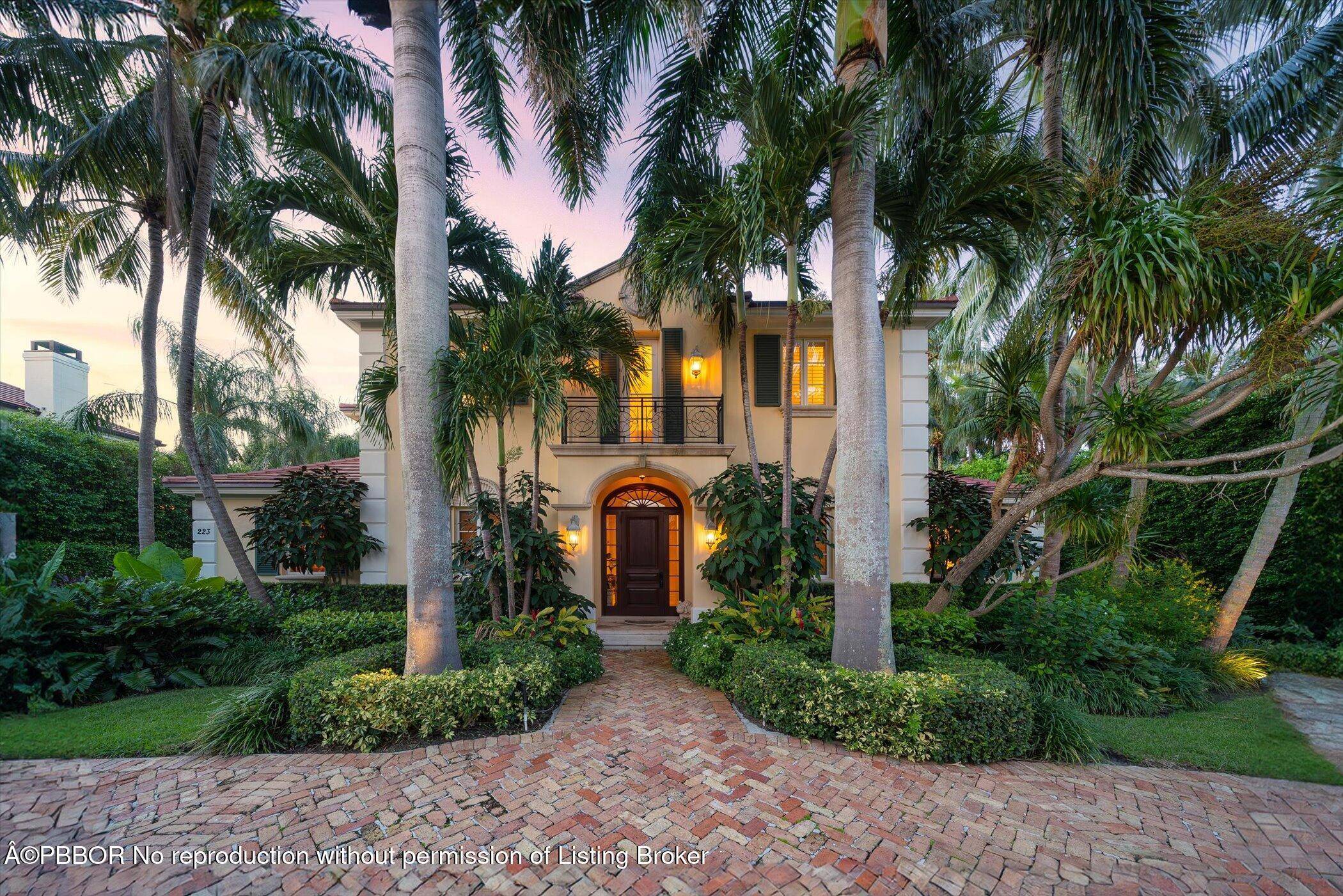 Serene Palm Beach Living on Coral Lane Nestled in the peaceful enclave of serene Coral Lane, this attractive 5 bedroom, 6 bathroom home offers an idyllic escape just moments from ...