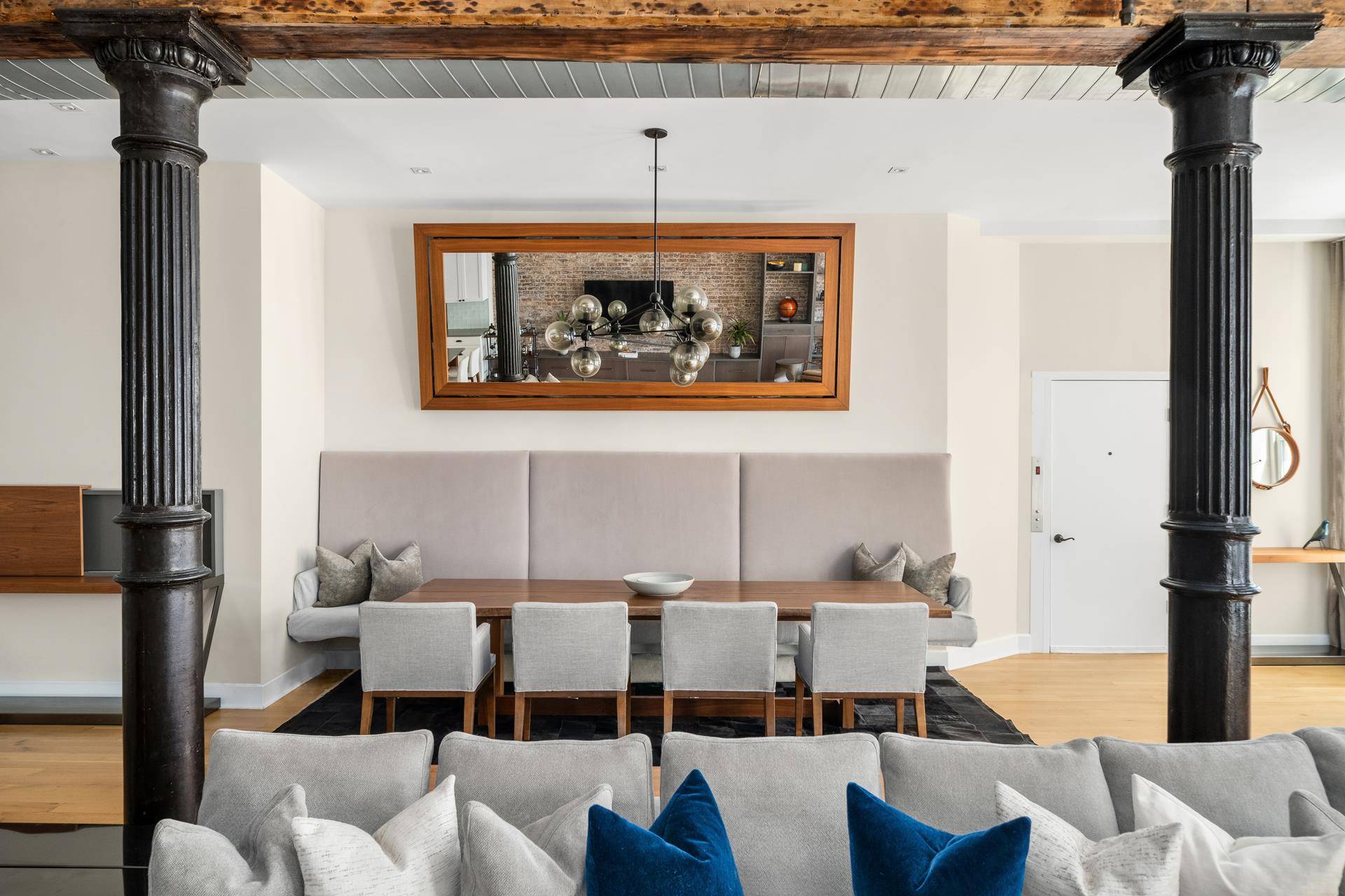 AVAILABLE SHORT TERM FURNISHED RENTAL Tucked away in tranquil Hudson Square, between Soho and Tribeca, stands the historic Spice Warehouse with its Beaux Arts landmarked facade.