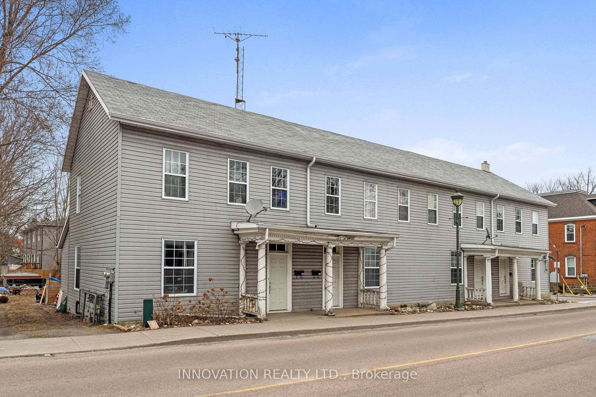 FOURPLEX ! Welcome to 275 Bridge Street !