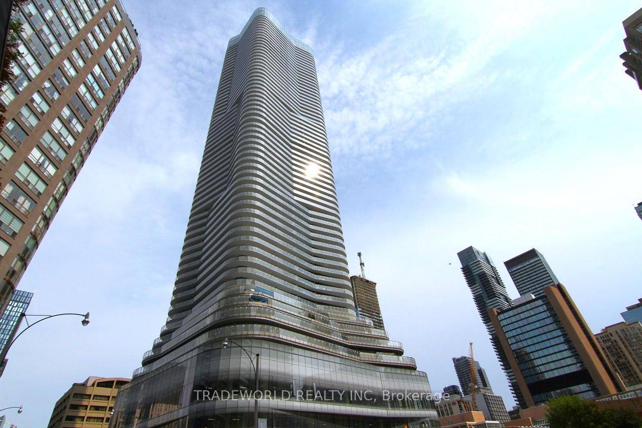 Luxury One Bedroom amp ; Den Suite With Large Terrace, Super Bright amp ; Functional, Den Can Be Used As Restroom Or Office, Fabulous Layout, Modern Kitchen, Built In Appliances, ...