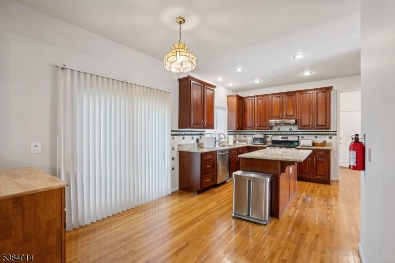 Welcome to 3 Ethel Ct, Bridgewater !