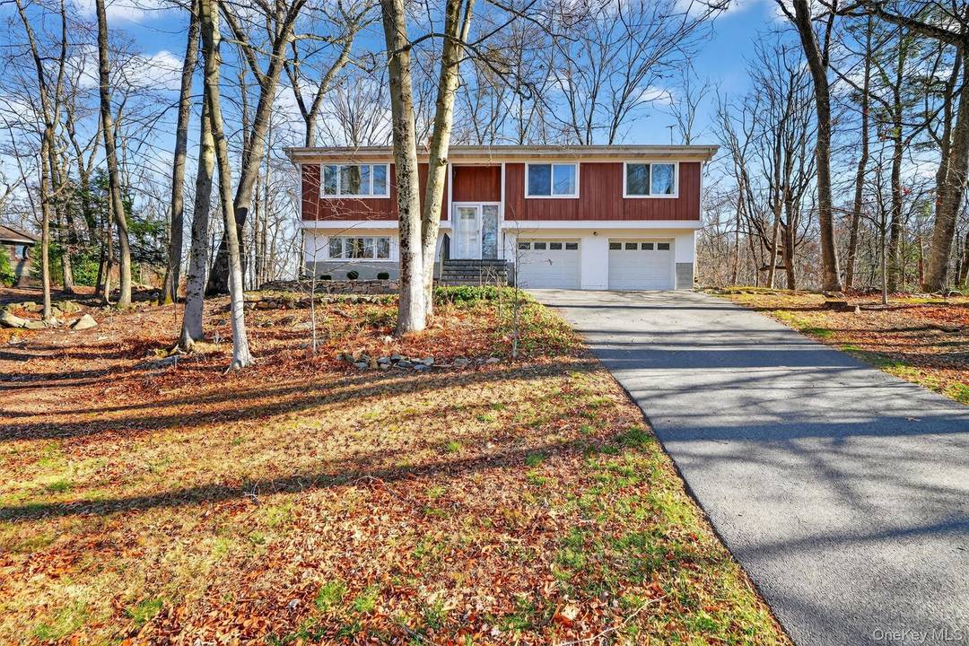 2801 Deer Street, a well kept residence nestled in the picturesque surroundings of Mohegan Lake, NY.