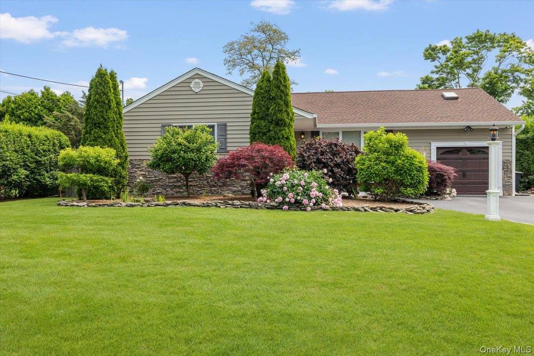 Beautifully home in the Heart of Bellport Village.