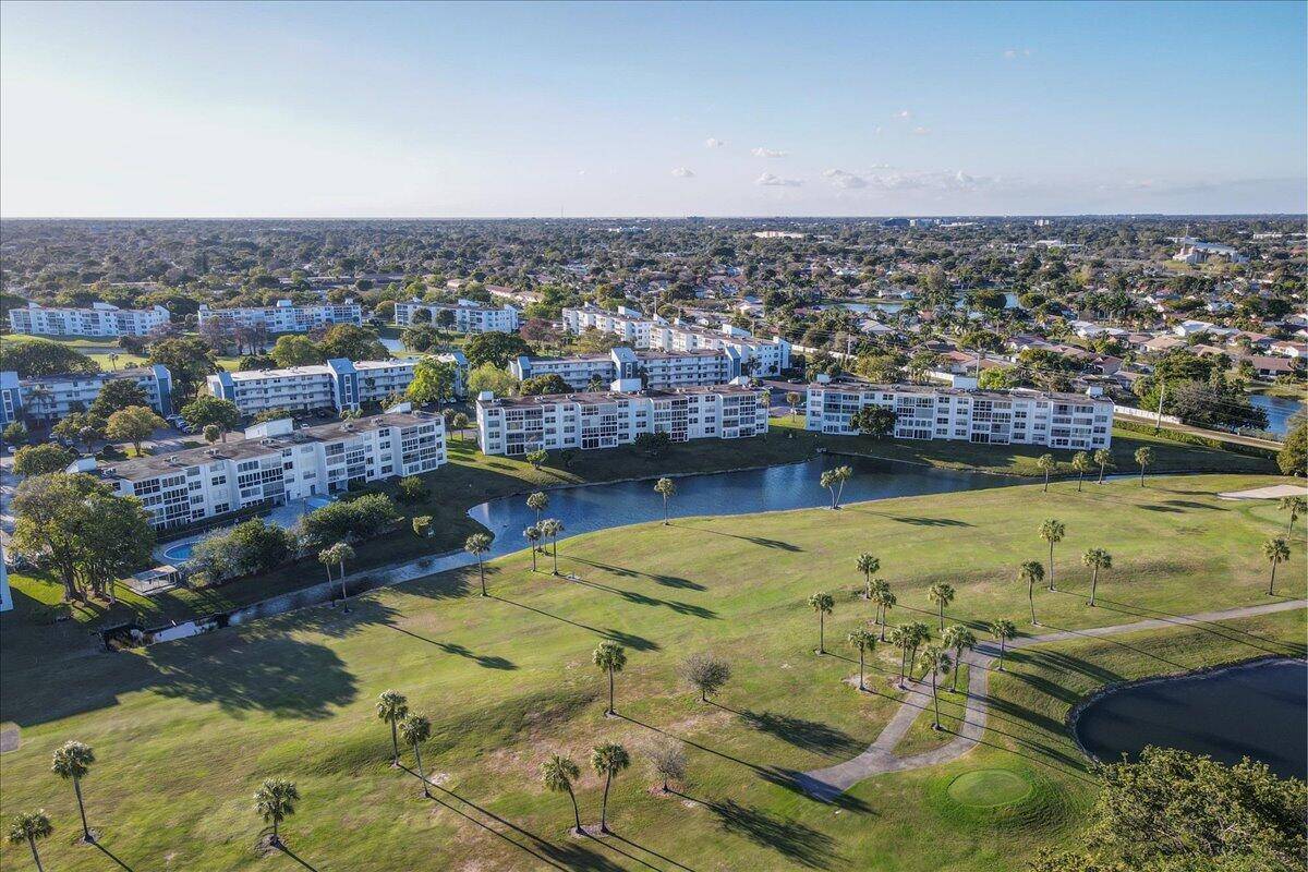 Highly sought after first floor furnished or unfurnished unit in Palm Springs 2 with beautiful views of the golf course and water.