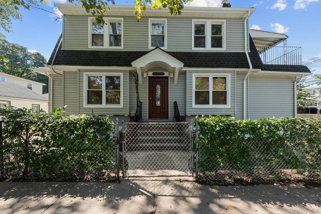 Opportunity Knocks ! Luxuriously renovated, fully detached two family sitting on a 50x100 lot on a beautiful corner of Richmond Hill South Ozone Park Border !