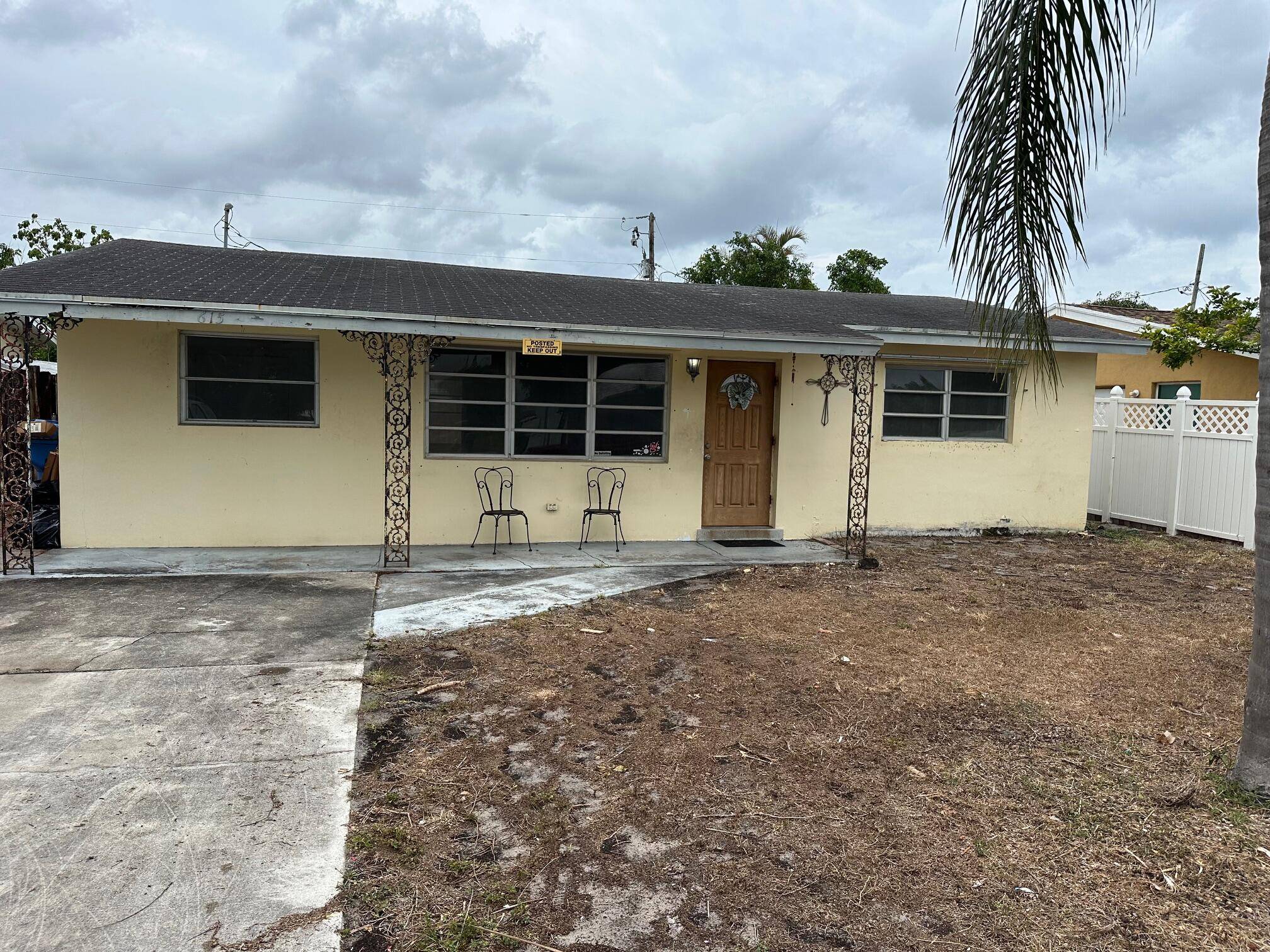 Handyman Investor Special CASH ONLY no financing Property needs rehab.
