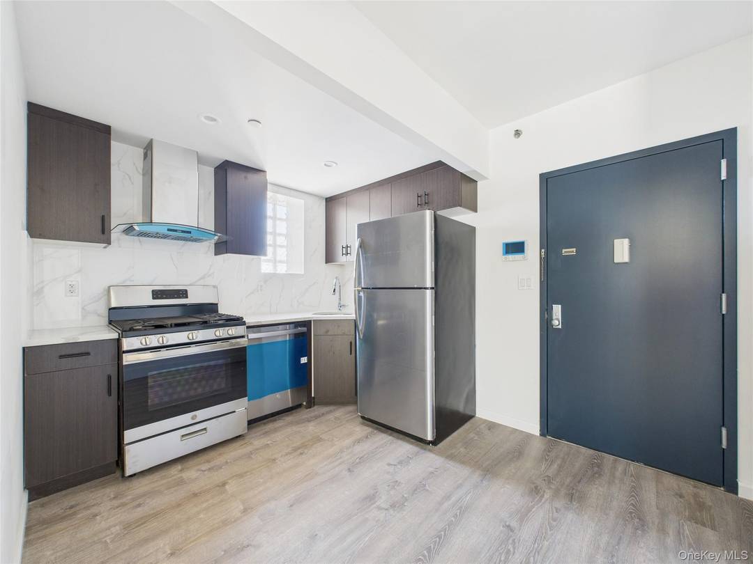 Welcome to Unit 5C, a modern 2 bedroom apartment located on the 5th floor of a newly constructed building in the heart of Rego Park, Queens.