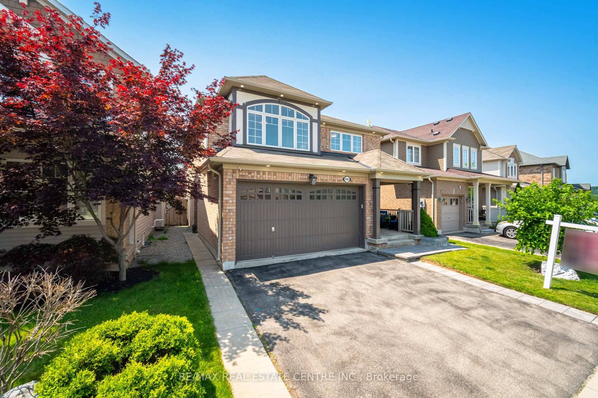 Stunning 4 1 Bedroom, 4 Bathroom Home with Luxury Upgrades amp ; Separate Entrance Basement !