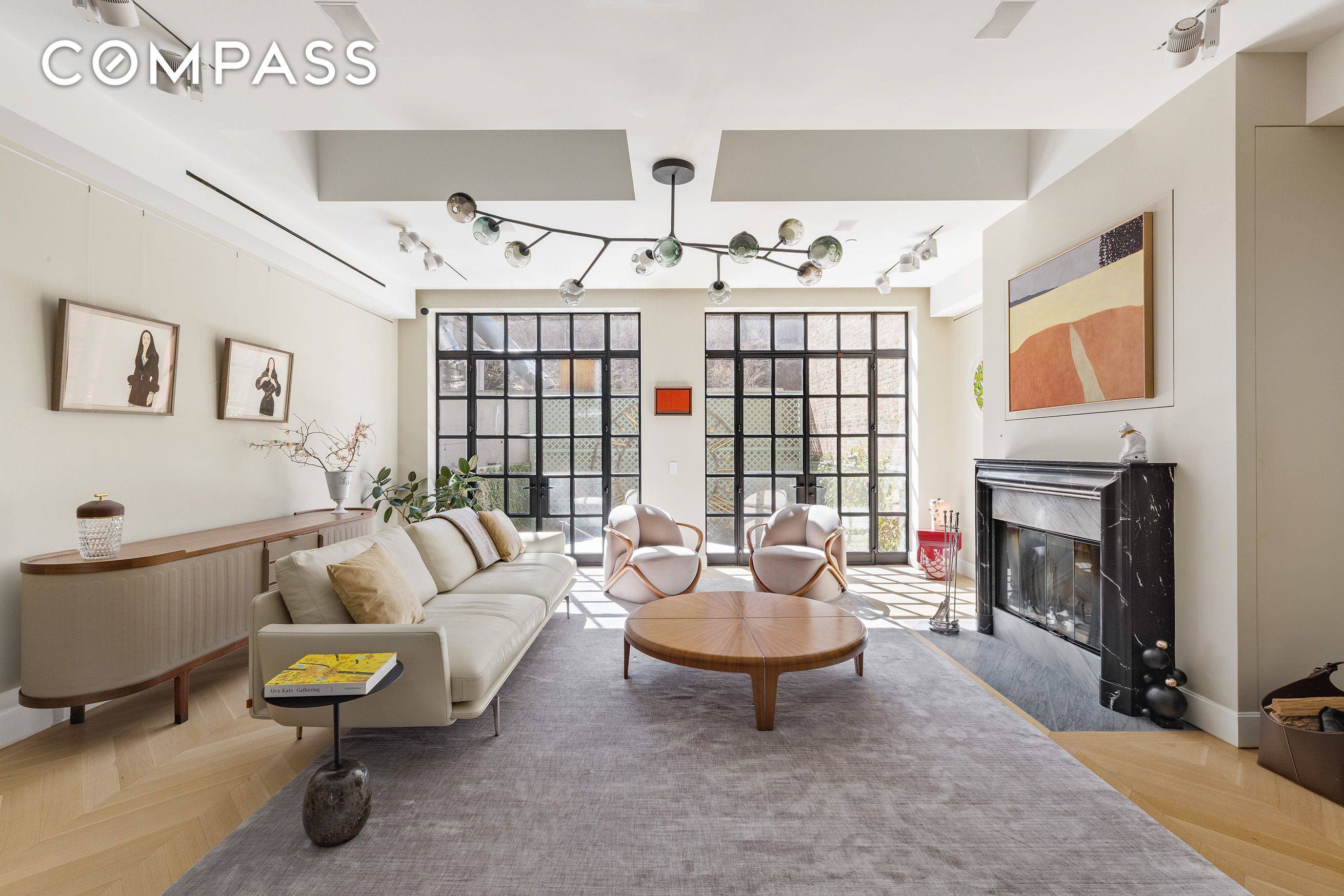 Move in perfection ! Conveniently located on a tree lined Central Chelsea block between the Flatiron District and West Chelsea, 204 W 21st Street is a meticulous, recently gut renovated ...