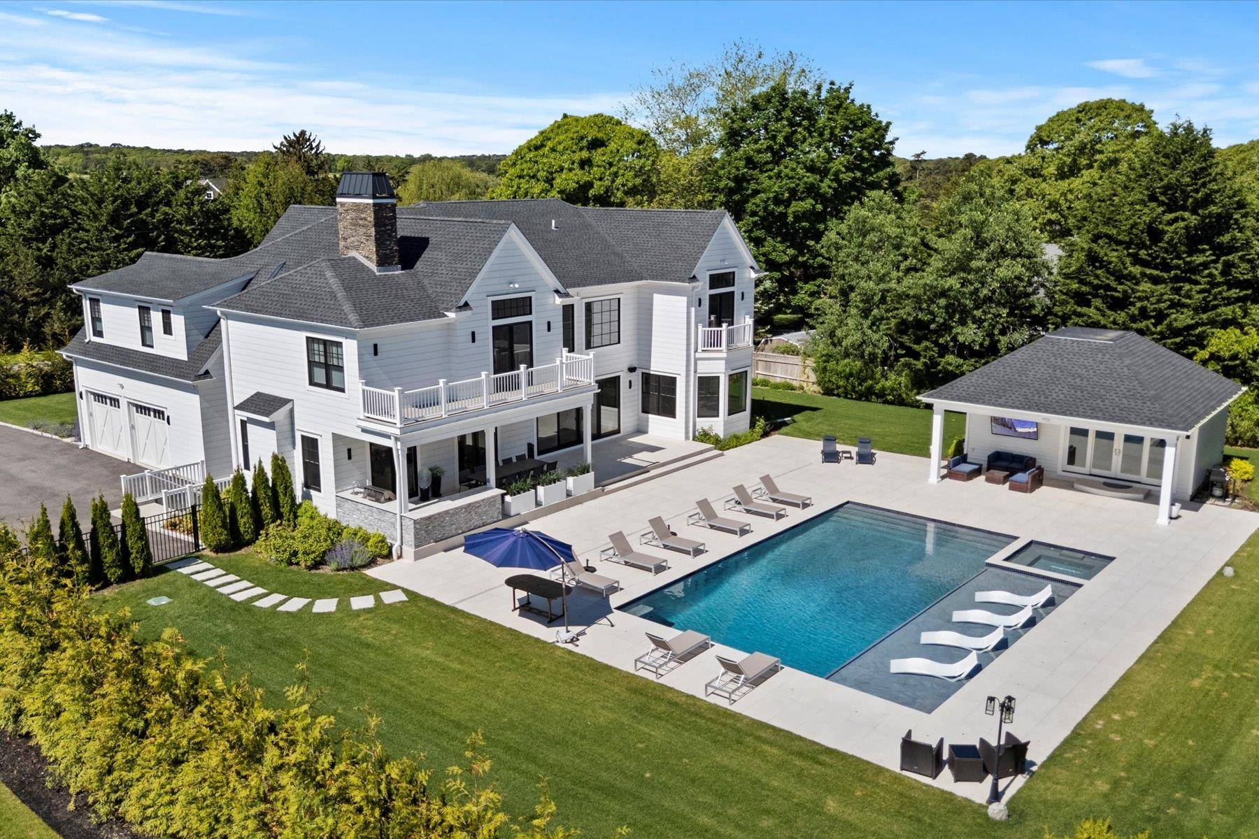Introducing a breathtaking masterpiece nestled in the heart of Southampton s coveted East End.