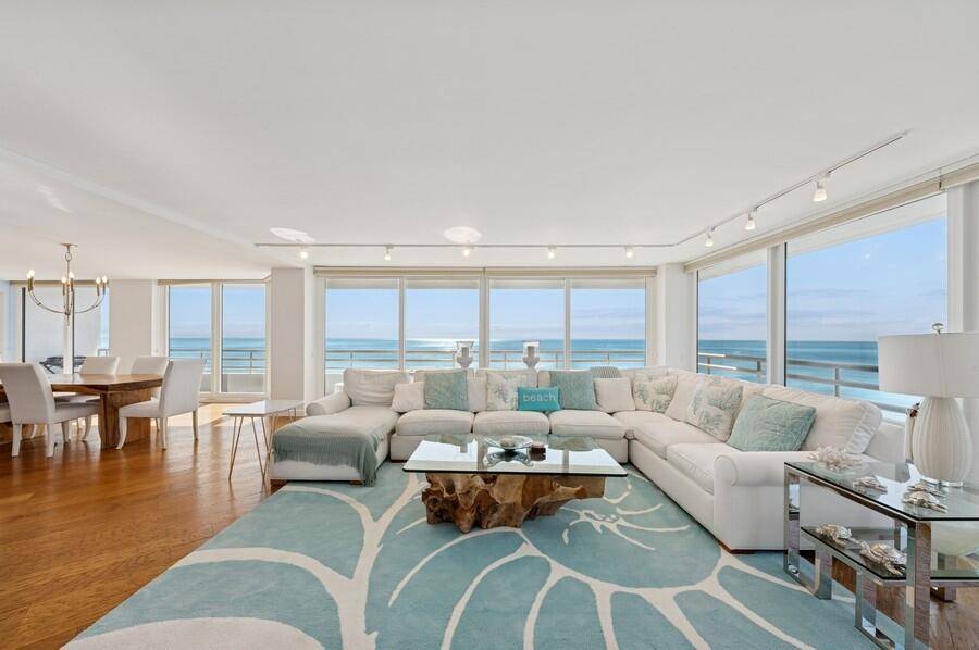 Upon entering this fabulous residence you'll be dazzled by the sparkling ocean views.