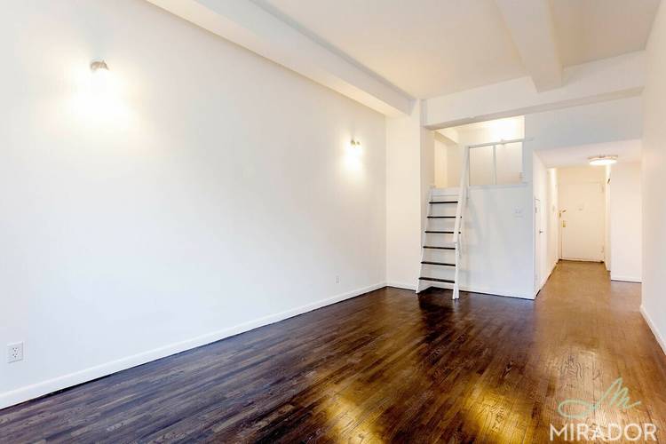 This freshly renovated South facing apartment has a storage loft, extra high ceilings, refinished hardwood floors, excellent closet space amp ; direct southern sunlight thought the over sized windows.