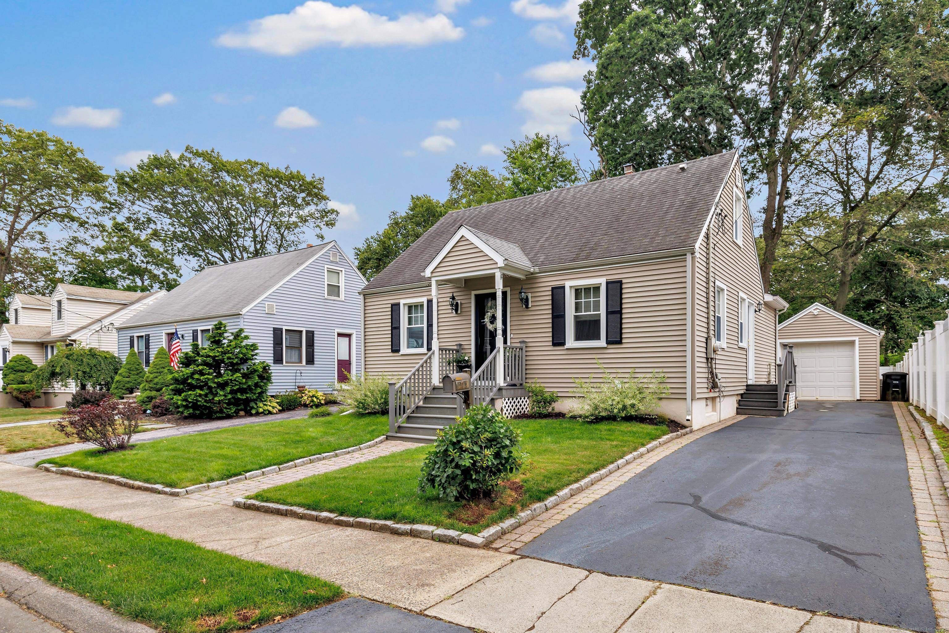 Here it is !. A beautiful, meticulously maintained home nestled in the highly desirable Rivercliff neighborhood of Milford, and only a 3 minute drive to Walnut Beach.