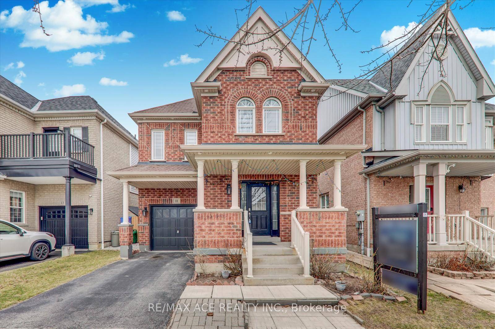 Welcome to this stunning detached family home built by Great Gulf !