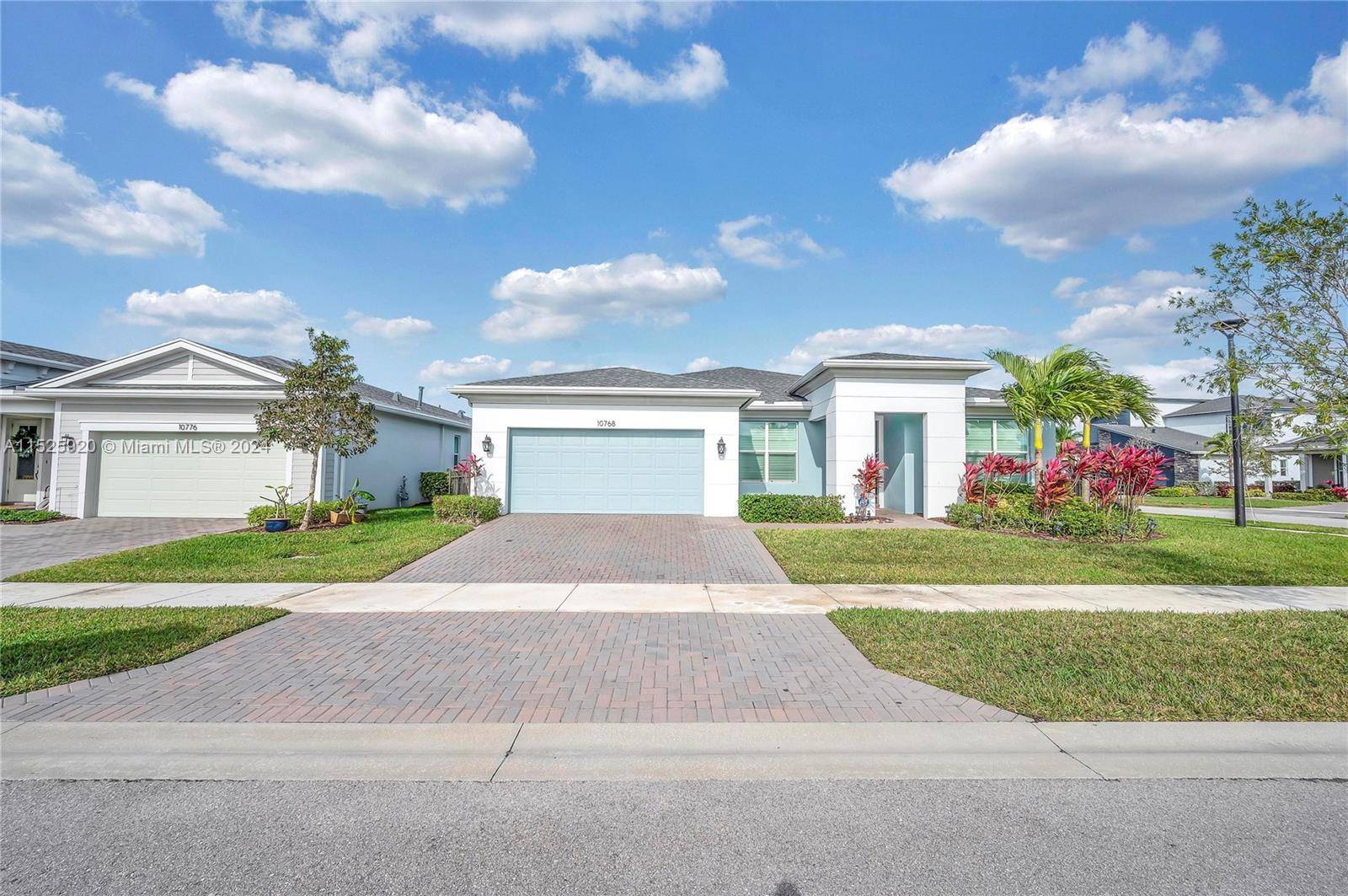 PRICE REDUCTION ! ! ! ! Beautiful 3 bedroom, 2 bath home with spacious flex room.