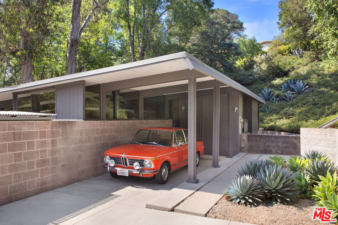12450   Rochedale Ln 3BR Brentwood La