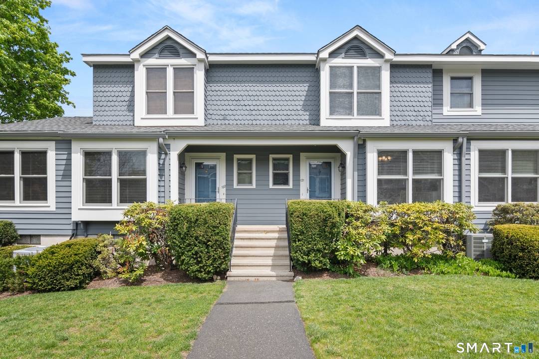 Welcome to this beautifully updated 2 bedroom, 2.
