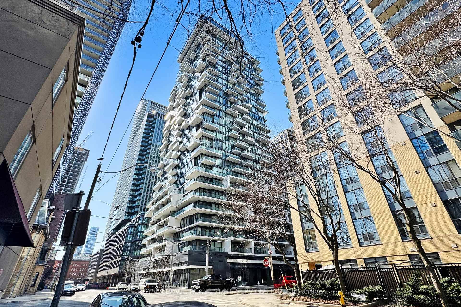 Welcome To 77 Shuter Street 612 !