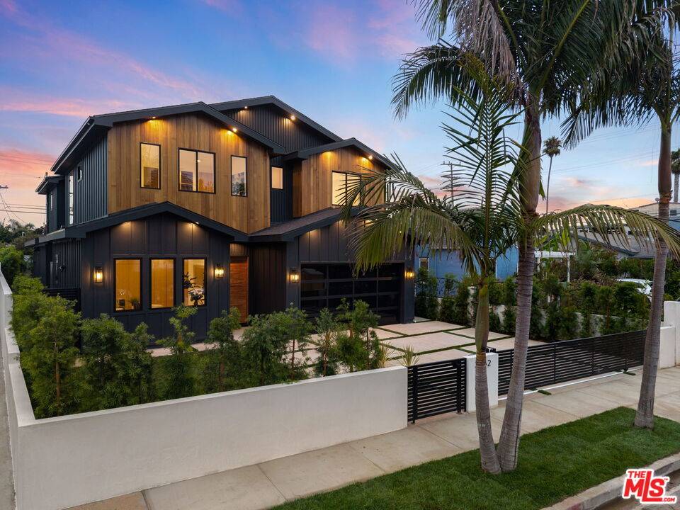 3962   Alla Rd 4BR Marina Del Rey La