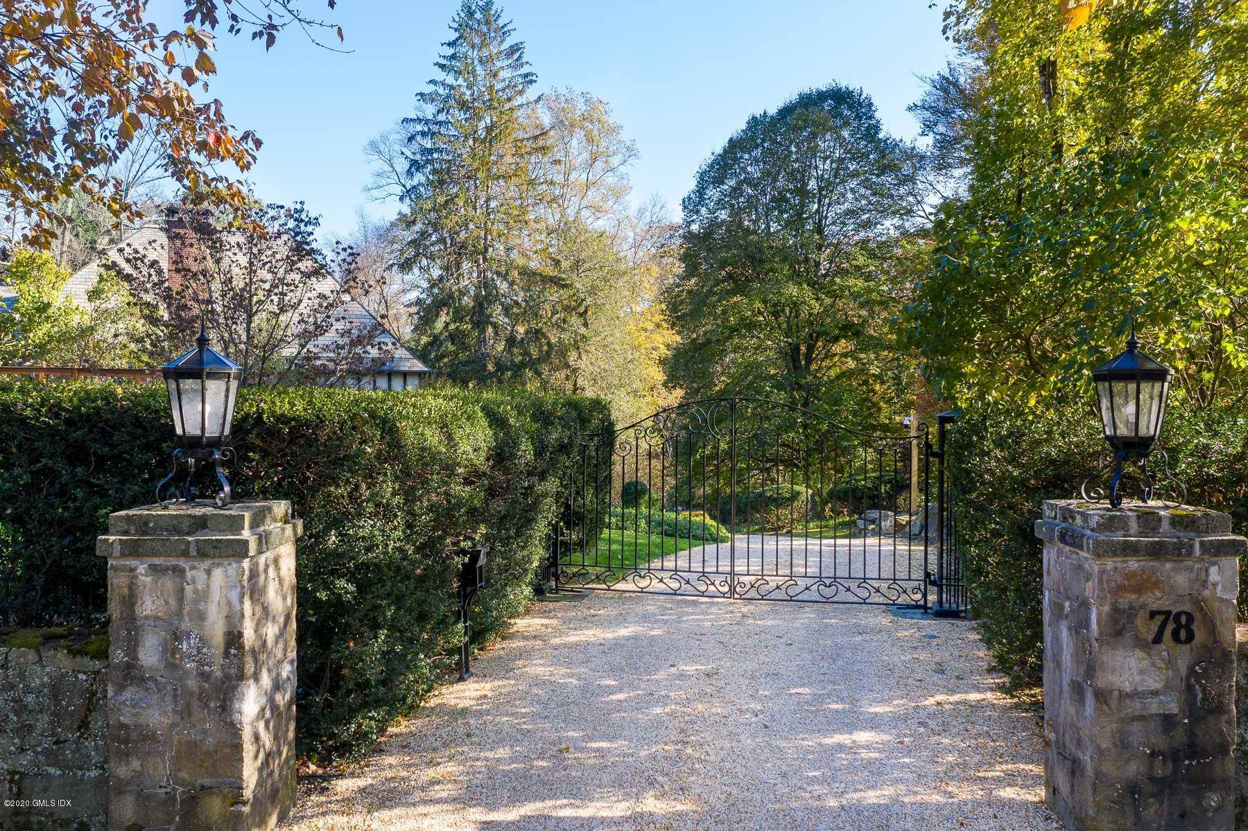 Graced by a light filled courtyard, grand terraces and lovely gardens, designed by Russell Page this stone English Manor is one of the most exquisite and elegant homes in Greenwich ...