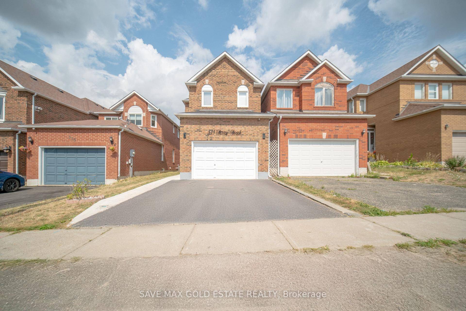 Stunning Upgraded 3 Bed 3 Wash Detached Home Is Located In Most Desirable Area Of Orangeville.
