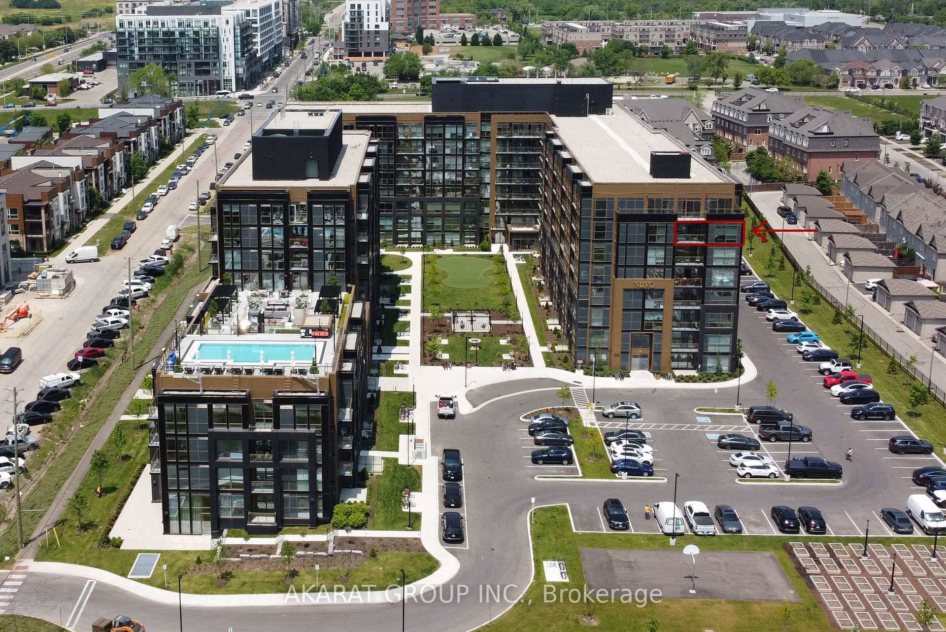 Welcome to this spacious 962 SQFT and well designed 2 Bedroom Den, 2 Washroom unit located on the 7th floor, offering a clear and unobstructed southeast view that reaches Lake ...
