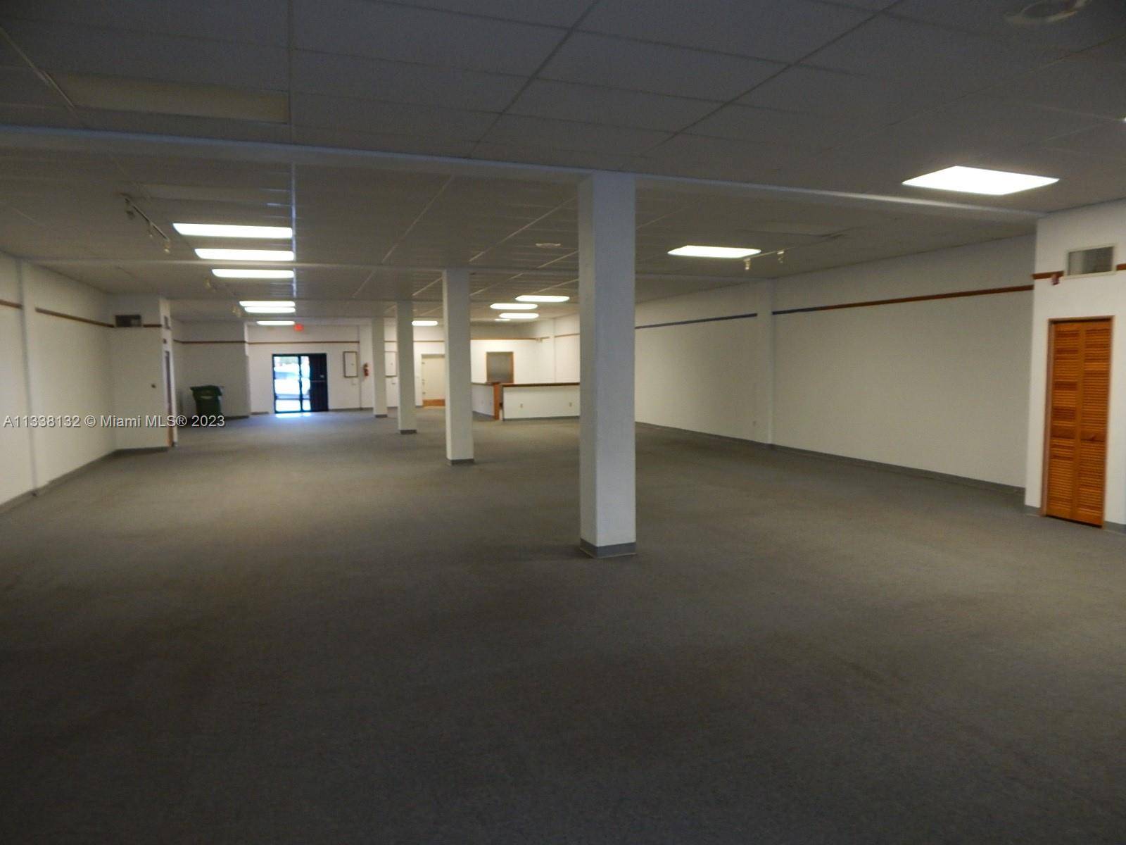 SPACIOUS AND UNIQUE 5, 600 SQ.