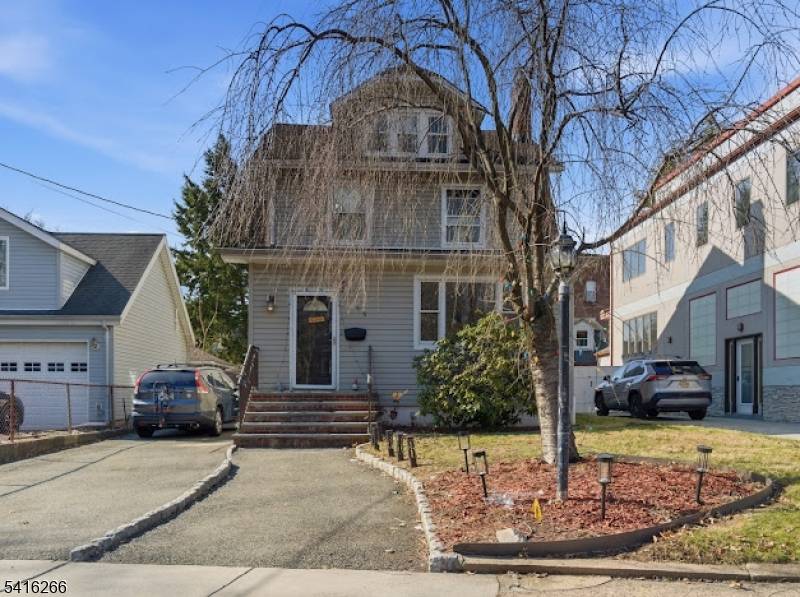 Discover this 3 bed, 3. 5 bath gem in a prime Rutherford commuter hub.