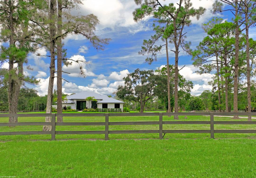 Reduced 550k ! Totally renovated home from top to bottom !