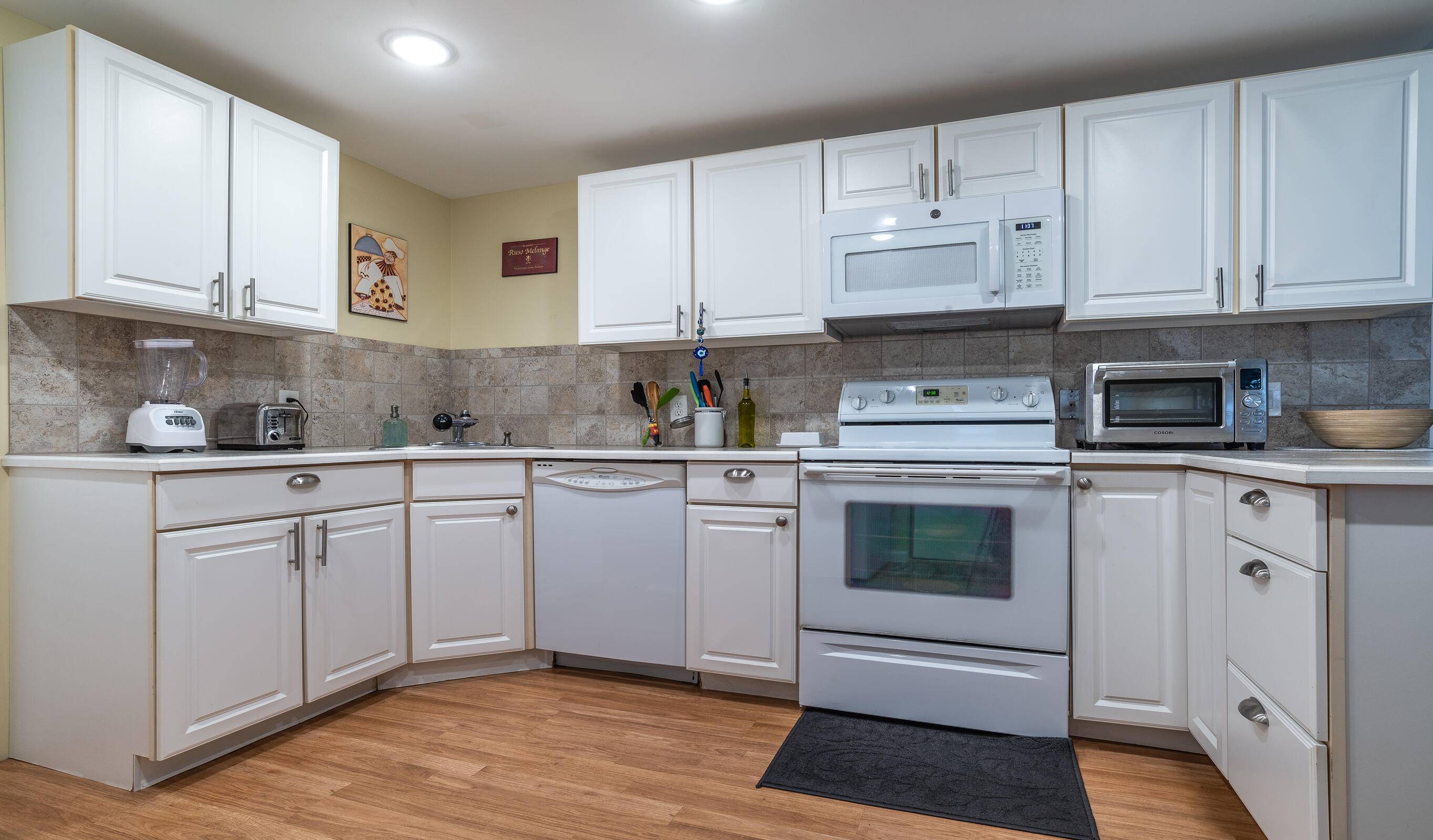 Beautifully updated 2br 2ba single wide coach in West Lakes of Boca Raton, a 55 Coop mobile home community.