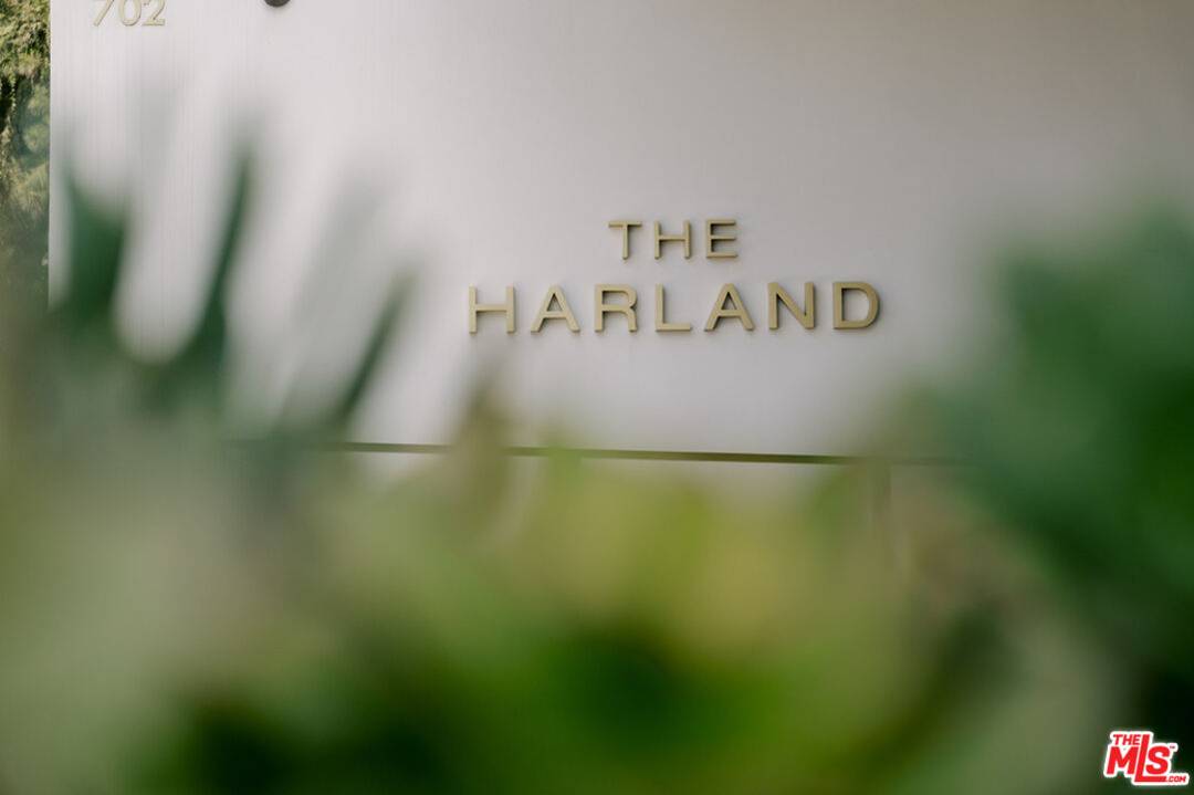 702  N Doheny Dr 1BR Sunset Strip La