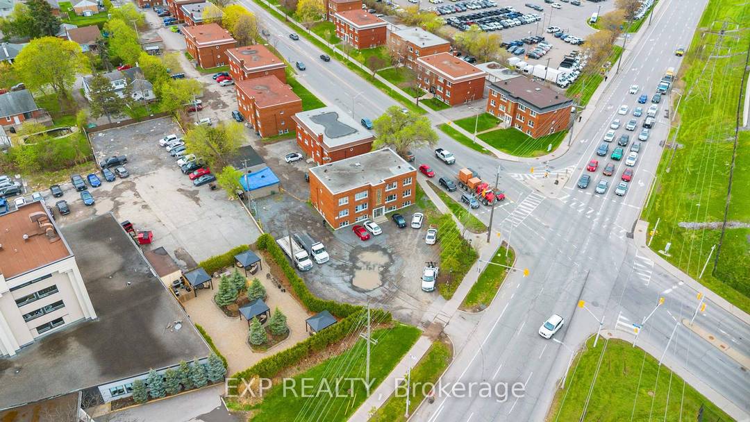 Amazing investment opportunity on the corner of Carling Ave.