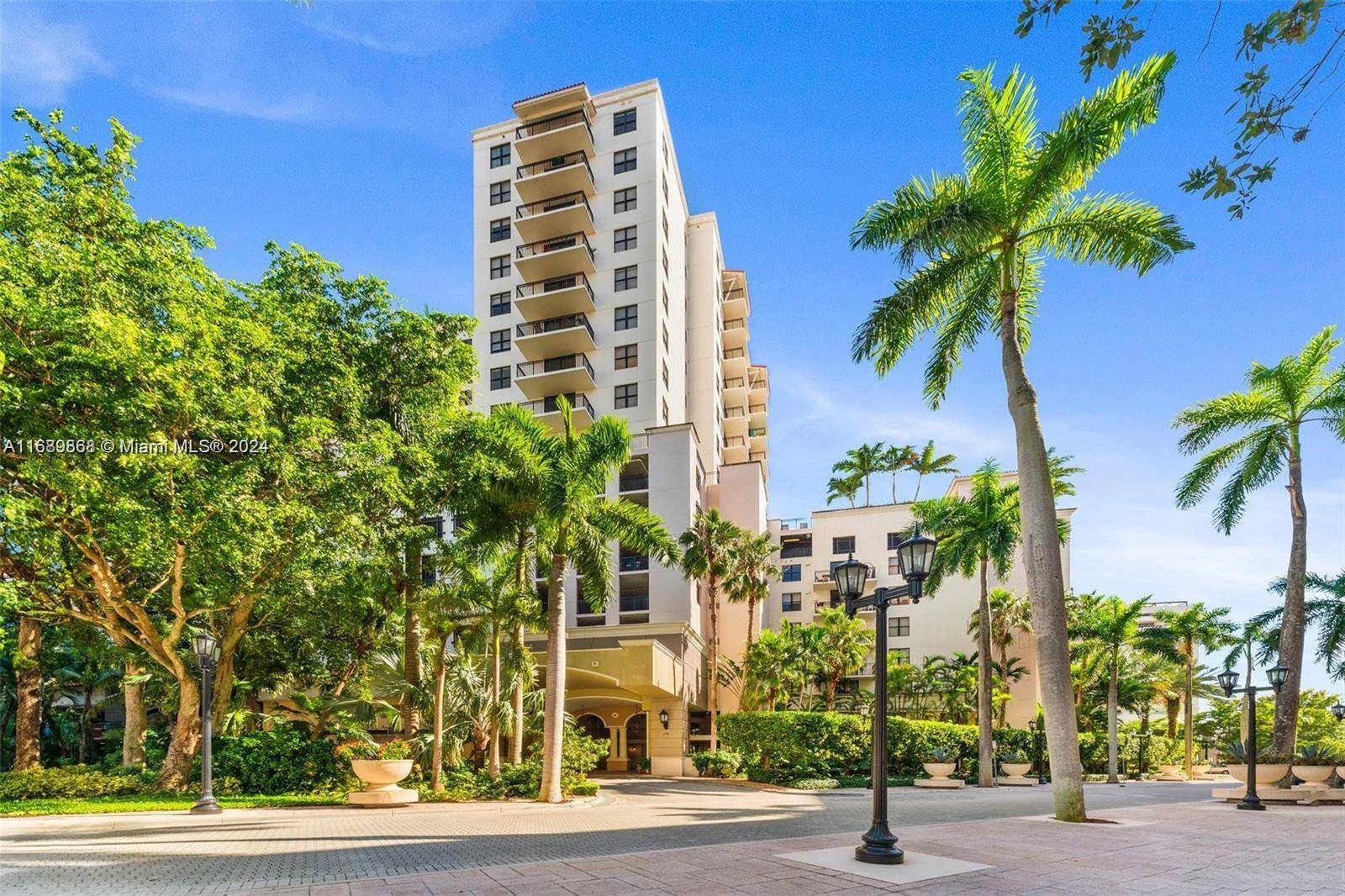 Beautiful and Elegant 2 bedroom 2 full bath condominium on the 16th floor.