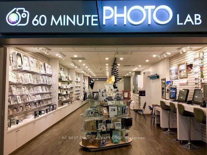 LOCATION ! CASH FLOW ! ! GET RICH !