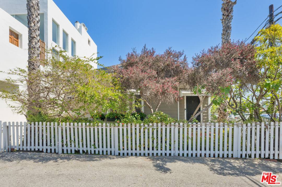 137   Strand St 2BR Santa Monica La