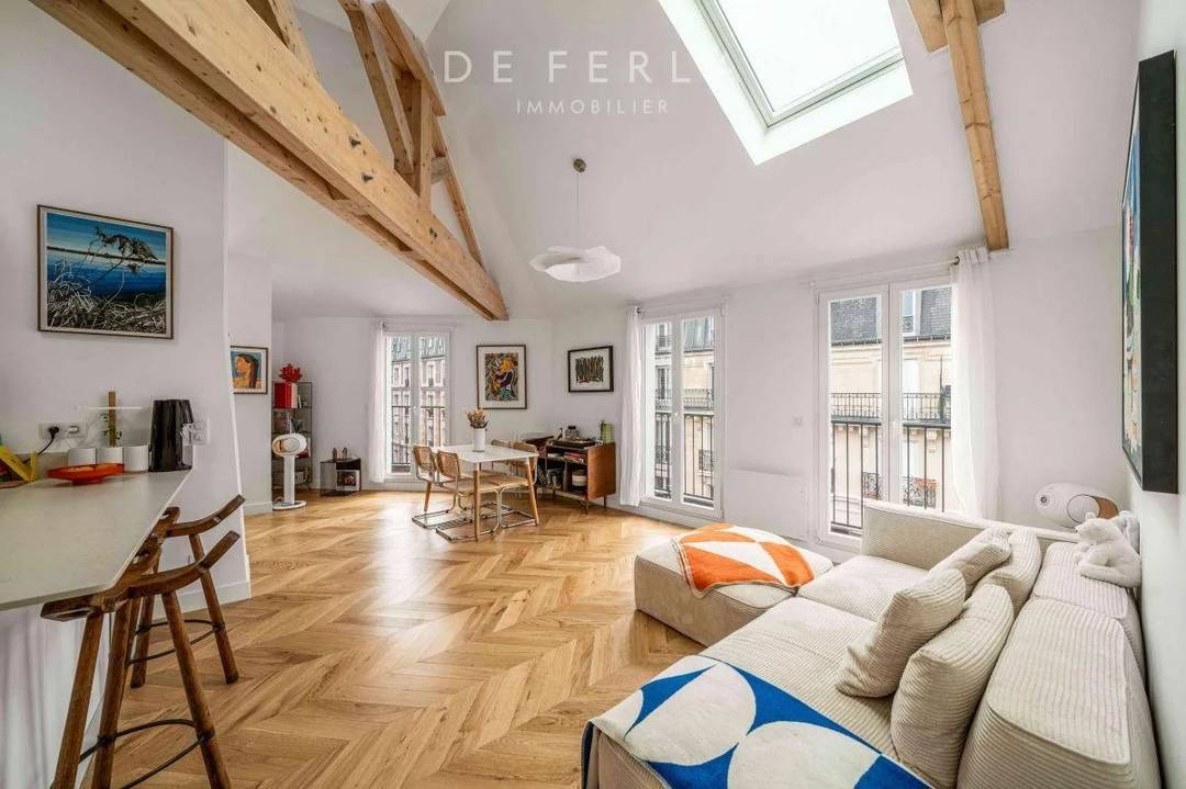 DE FERLA - DUPLEX EN DERNIER ETAGE PARIS XVIIIème