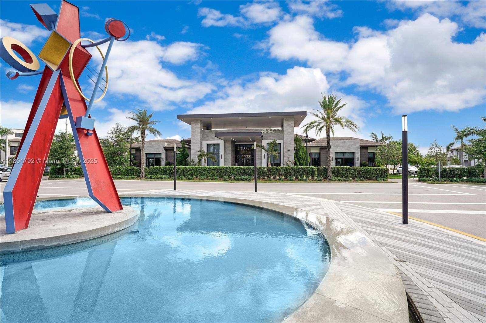 Modern and chic 3BD 2BA apartment in Urbana Doral, offered furnished or unfurnished con o sin muebles and equipped with cutting edge smart home features.