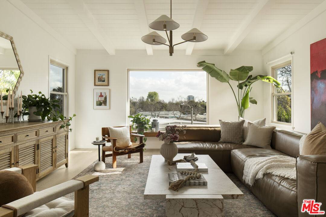 3297   Granville Ave 3BR Marina Del Rey La